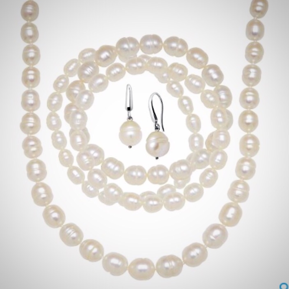 White Pearl Earring, Bracelets & Necklace Set